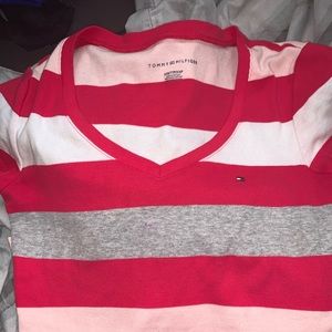 Tommy Hilfiger V neck t shirt‼️